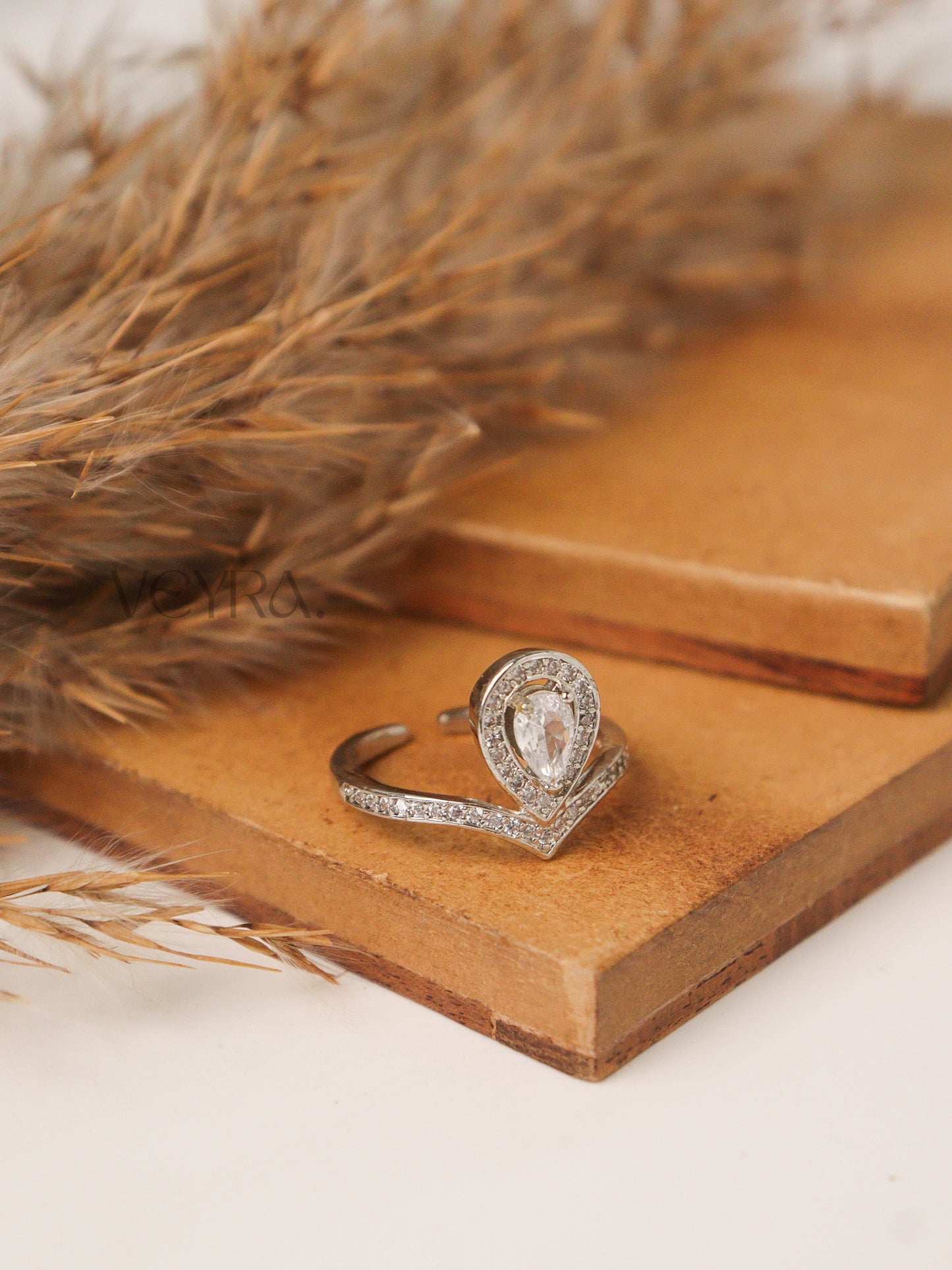 SILVER CROWN RING