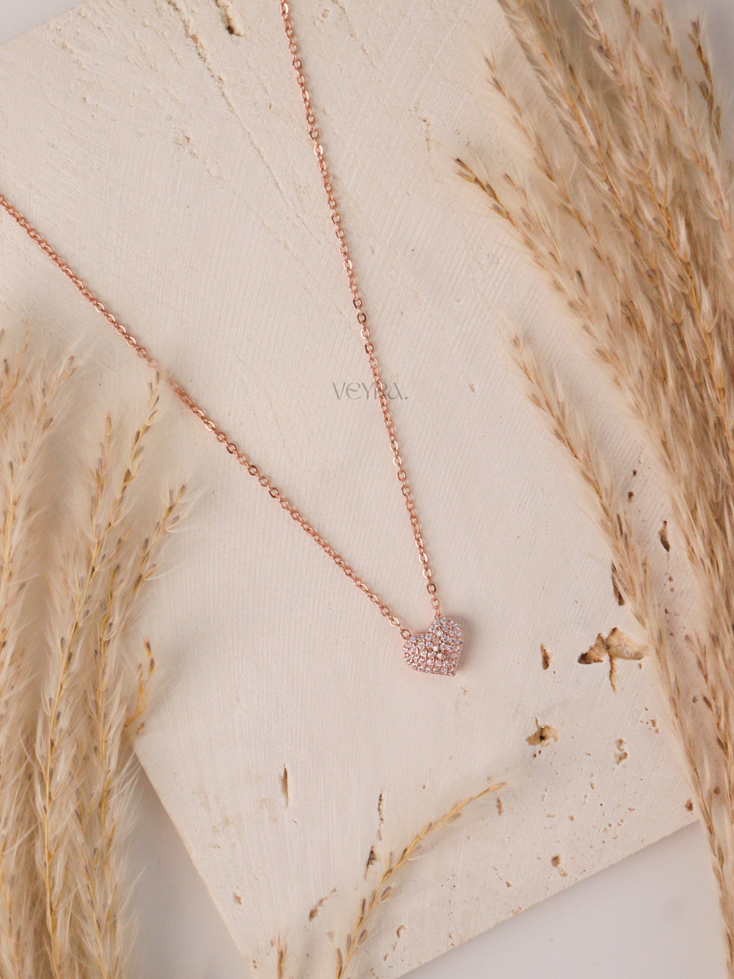 ORIANA ROSEGOLD NECKLACE
