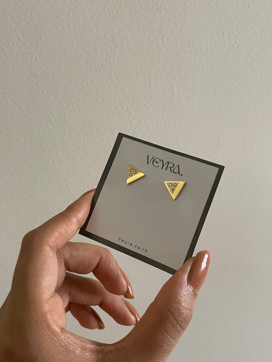 STUDDED TRIANGLE