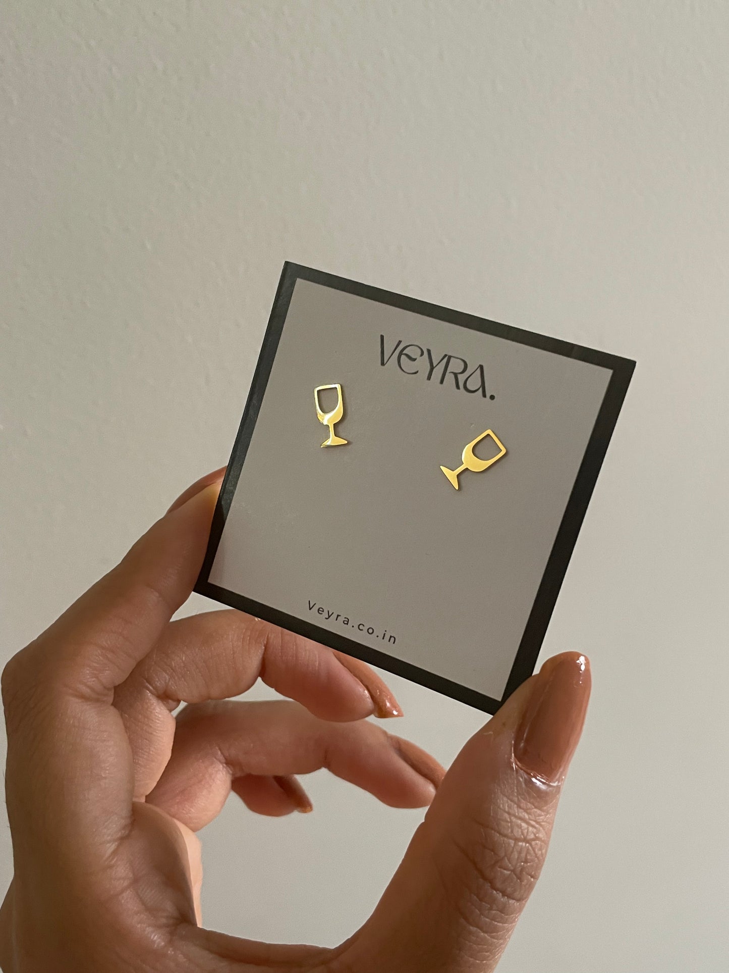 WINE DATE (GOLD)
