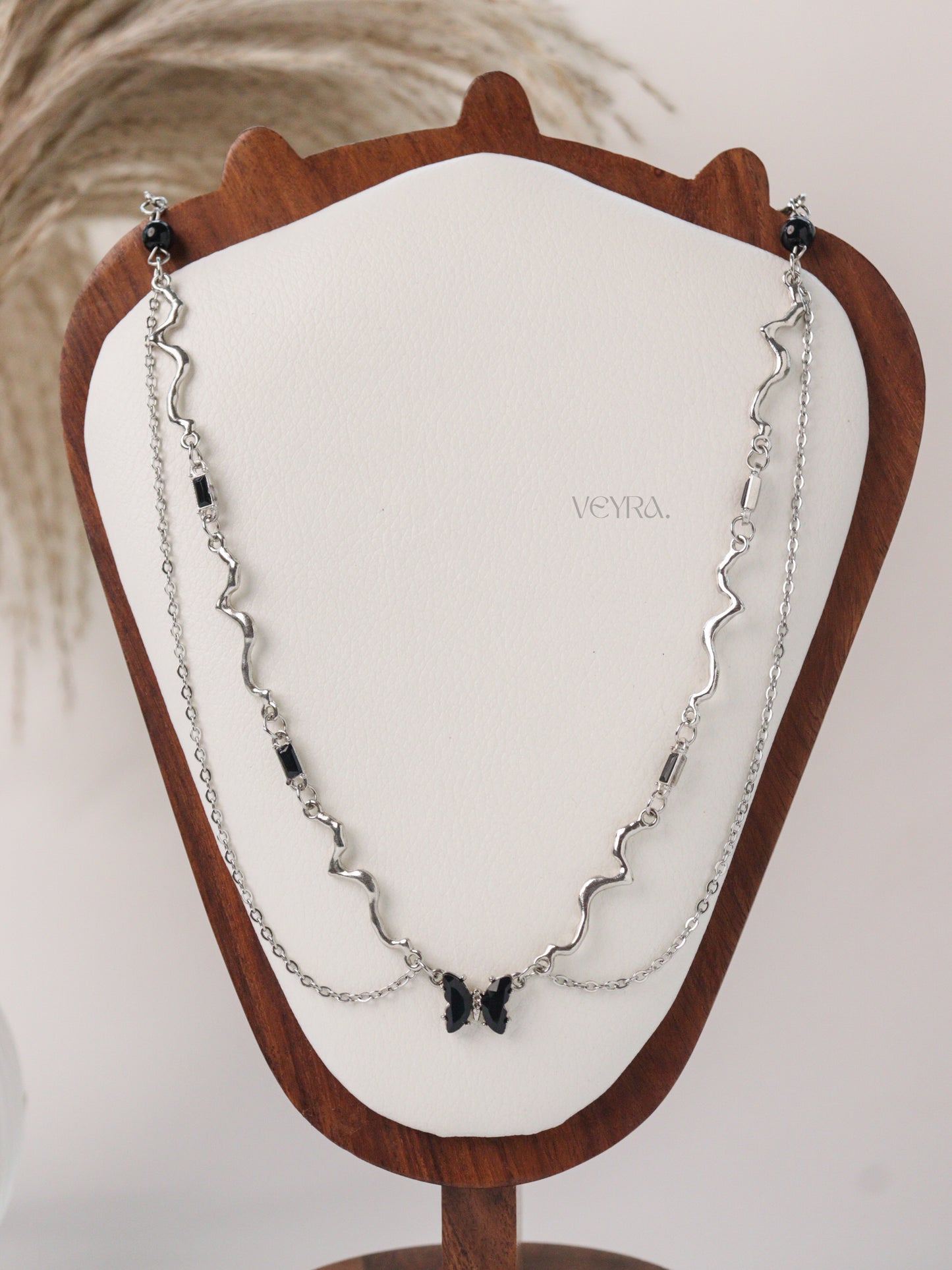 VERITAS NECKLACE