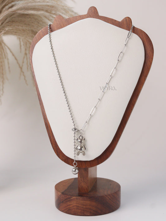TEDDY SILVER NECKLACE