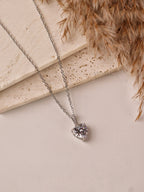 EVELORA NECKLACE