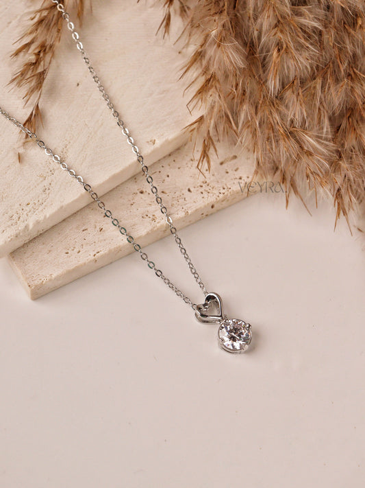 NOIRA STONE SILVER NECKLACE