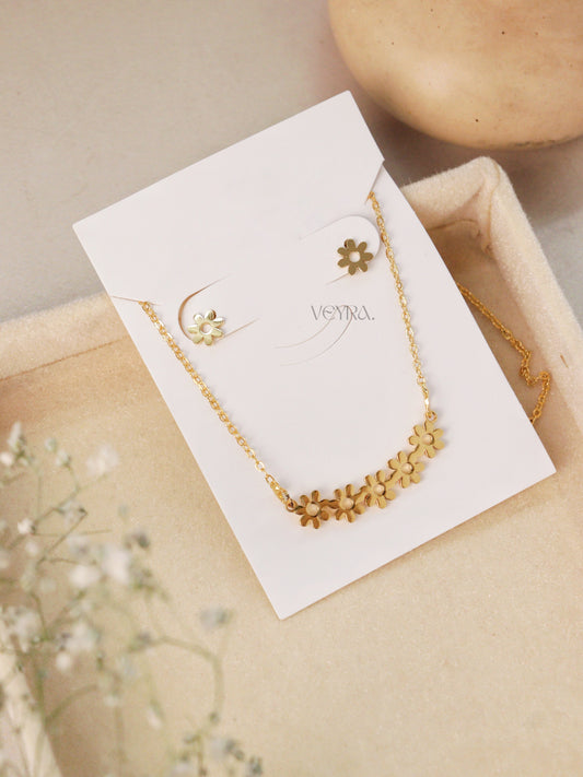 FIVE FLOWER NECKLACE SET