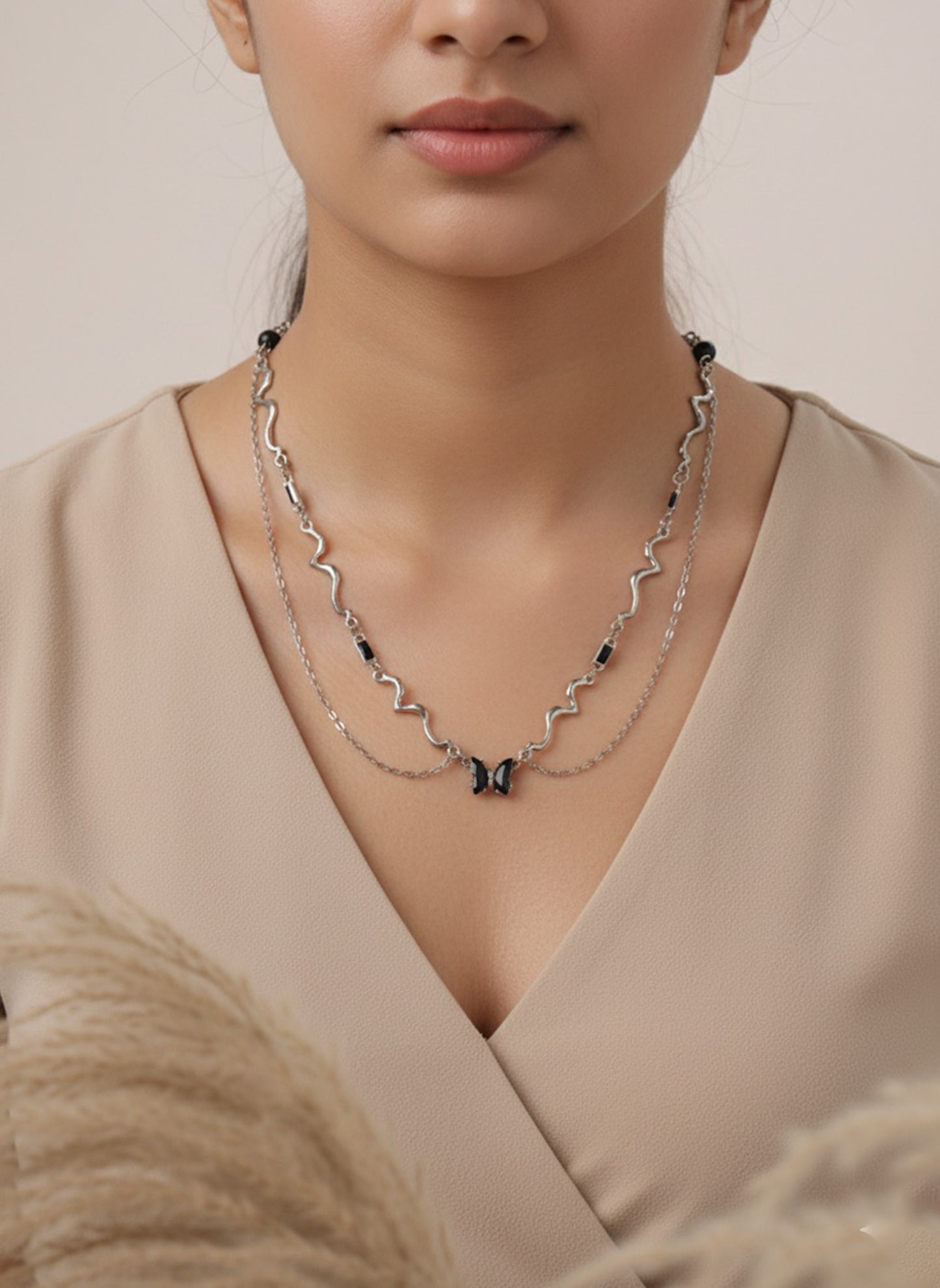 VERITAS NECKLACE