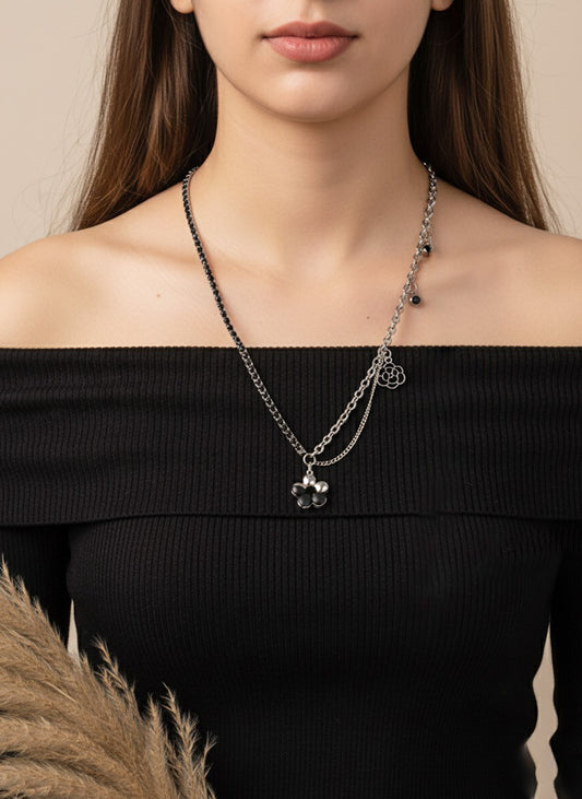 NEXUS NECKLACE