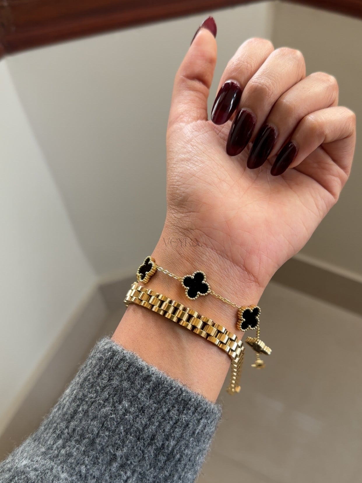 BLACK CLOVER BRACELET