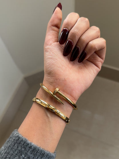 SOLENN ARROW BRACELET